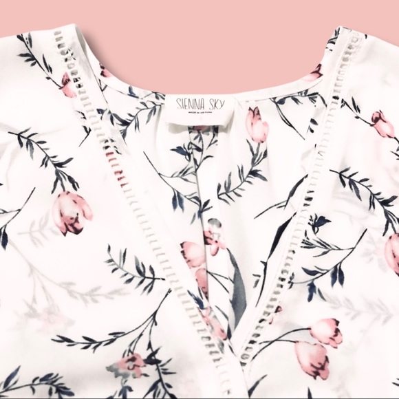 Sienna Sky White Floral S Peplum Blouse - Picture 9 of 9